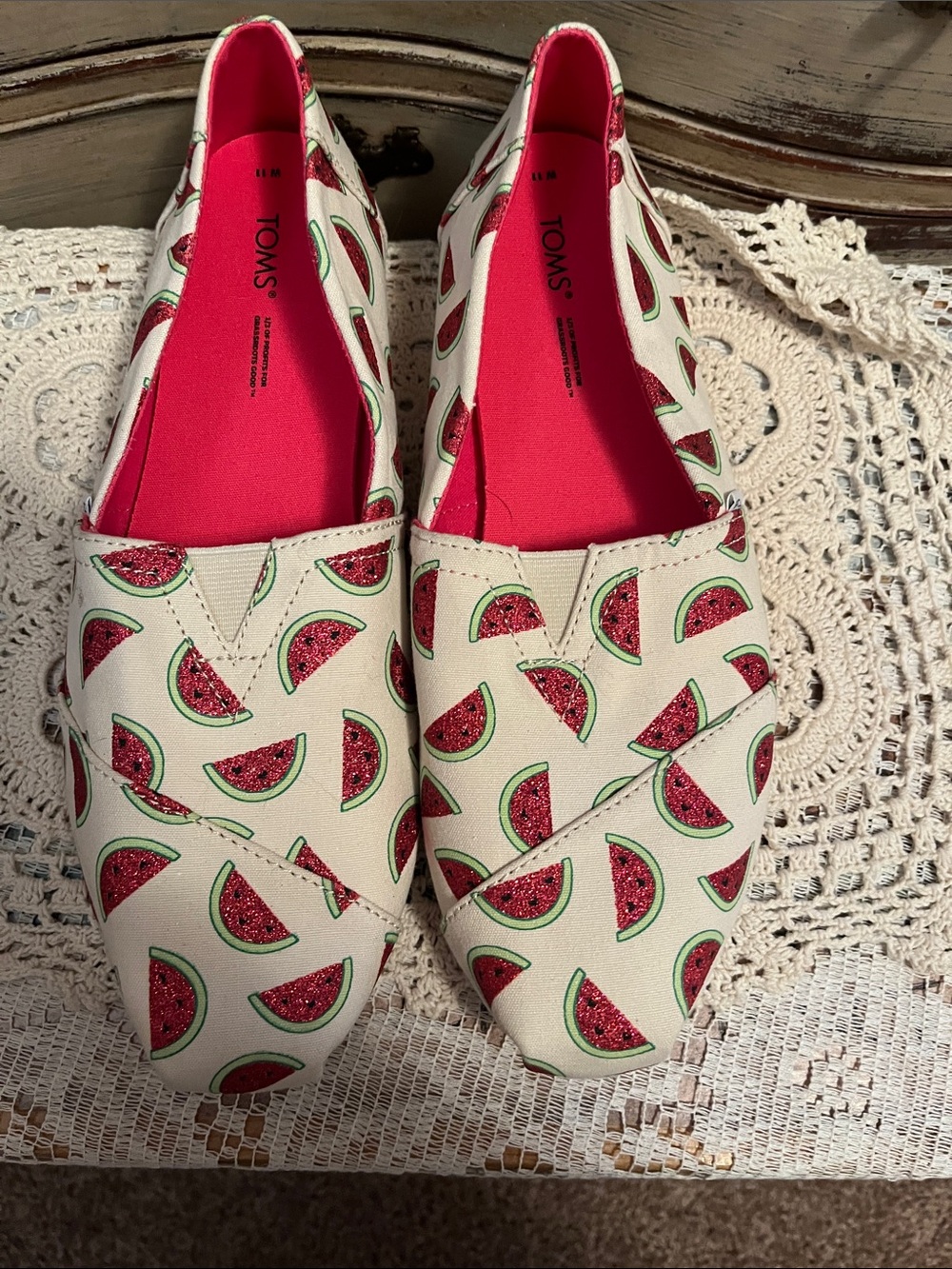 Tom’s slip ons